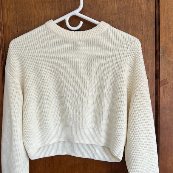 women’s cropped white sweater - Picture 1 of 1